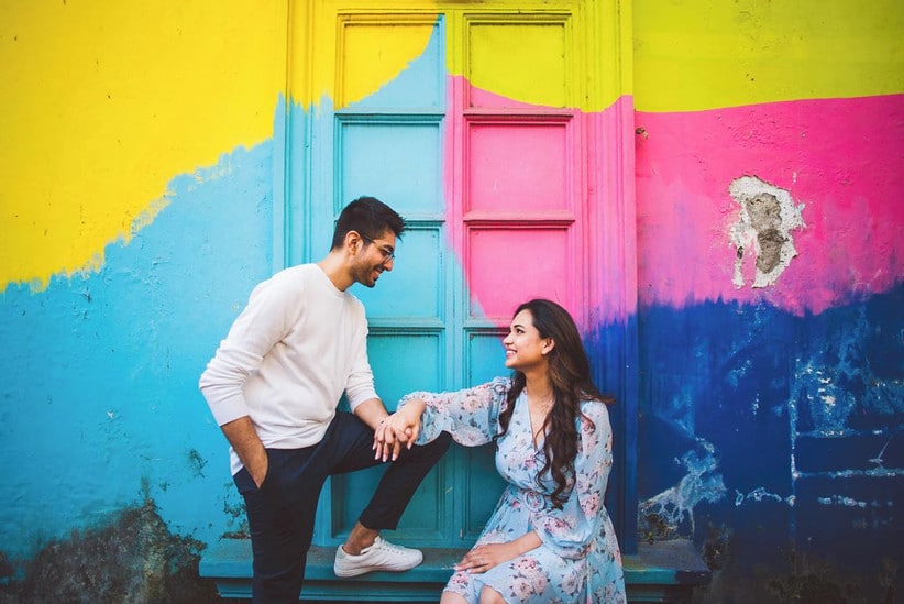 Best Romantic Couple Photo Ideas - Updated (2023) 45 Couple Poses 63 - WeddingPullav